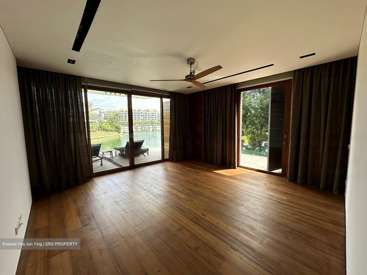 Ocean Drive (D4), Detached #479561541